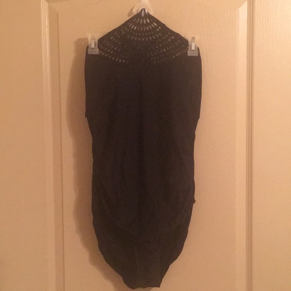 Merona Other - 👑Merona black halter one piece